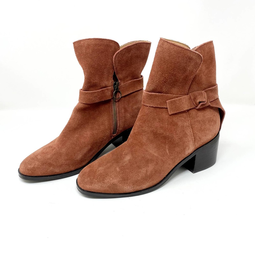 Anthropologie Latigo Suede Maroon Boots Size 7 EUC
